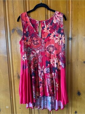 Free People Red Back Yard Party Printed Tunic size Small
